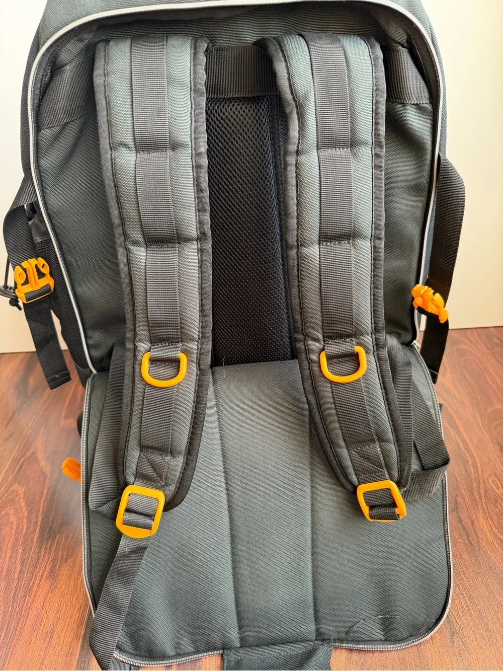 IKEA Family UPPTACKA Rolling Carry On Convertible Luggage